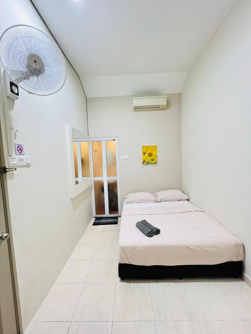 Room 4U Near Gurney Georgetown Extérieur photo